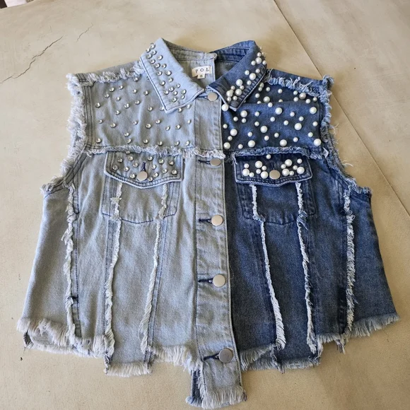 POL Mixed Wash Pearl & Rhinestone Distressed Denim Vest - Picture 9 of 12